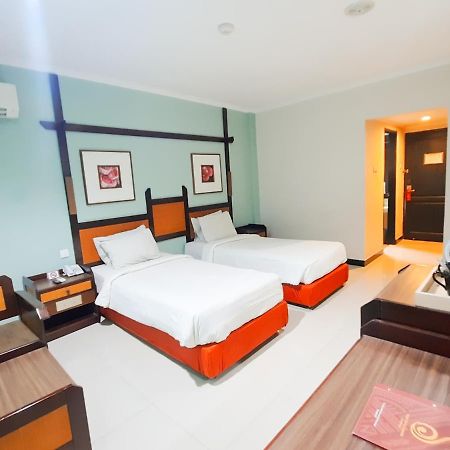 Hotel Sofia Juanda Surabaya 시도알조 외부 사진