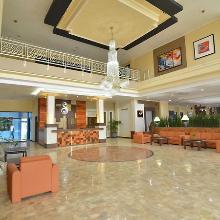 Hotel Sofia Juanda Surabaya 시도알조 외부 사진