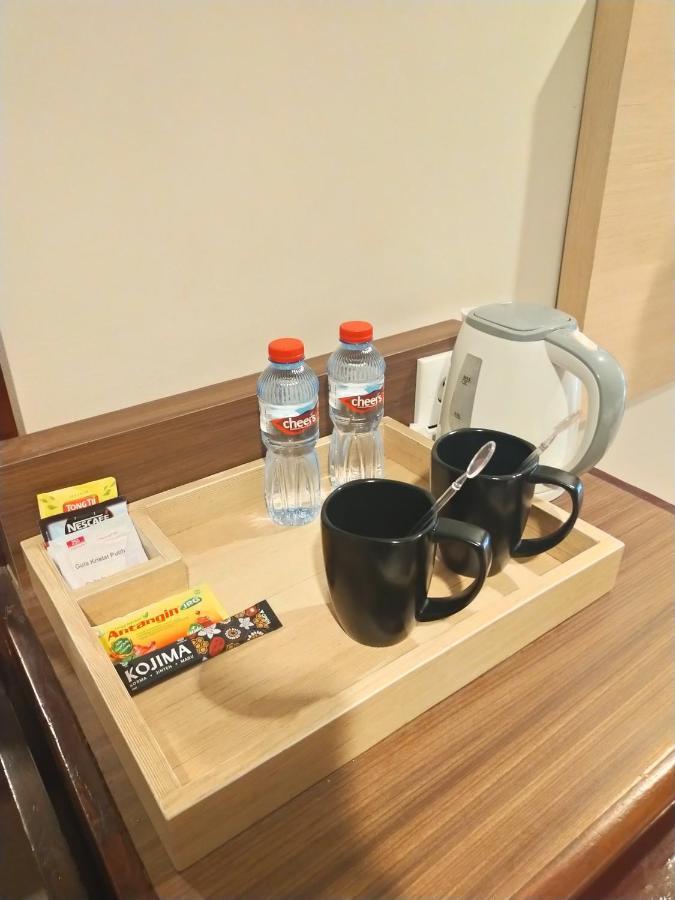 Hotel Sofia Juanda Surabaya 시도알조 외부 사진