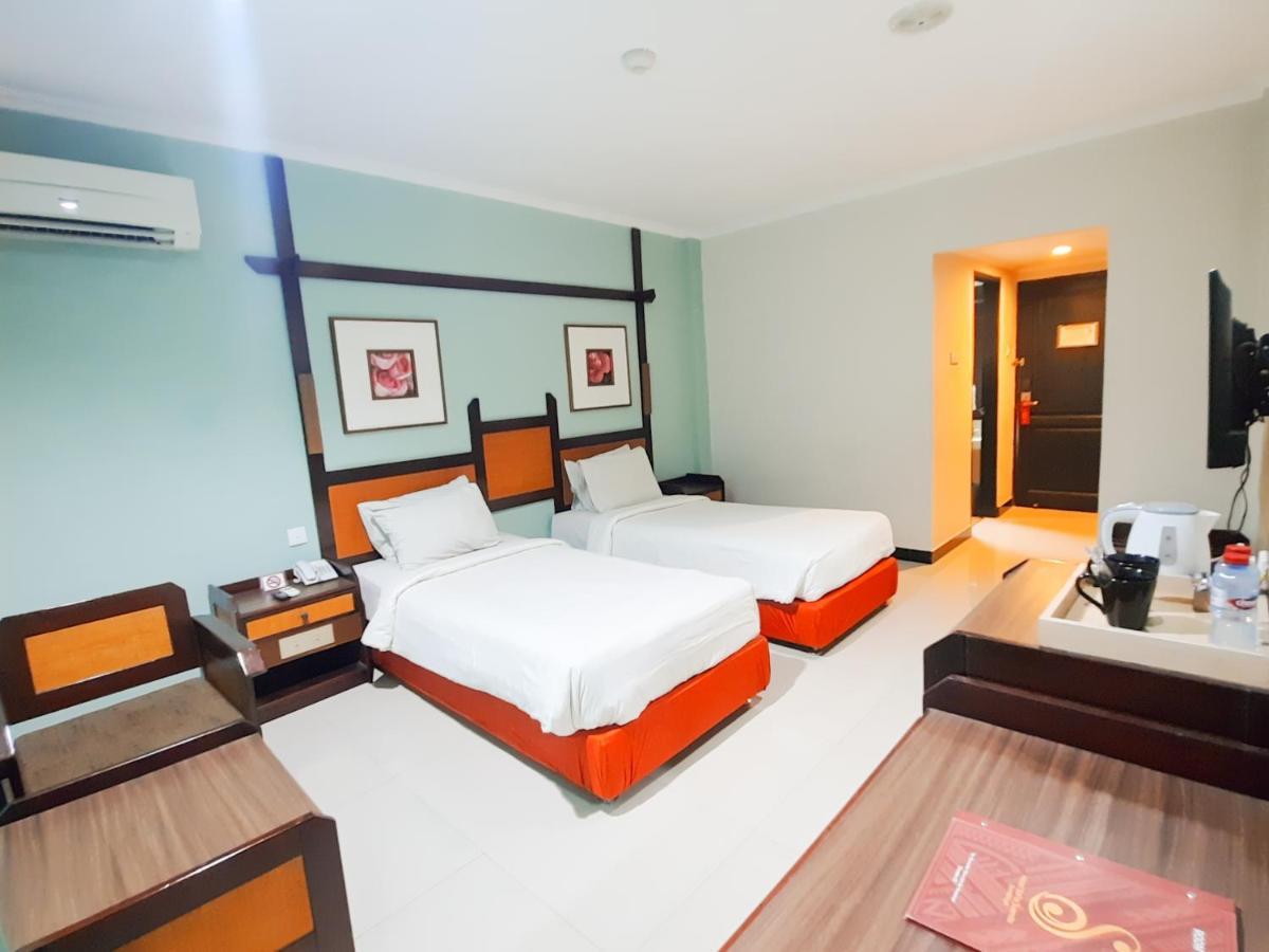 Hotel Sofia Juanda Surabaya 시도알조 외부 사진