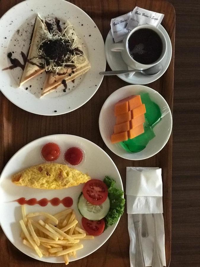 Hotel Sofia Juanda Surabaya 시도알조 외부 사진
