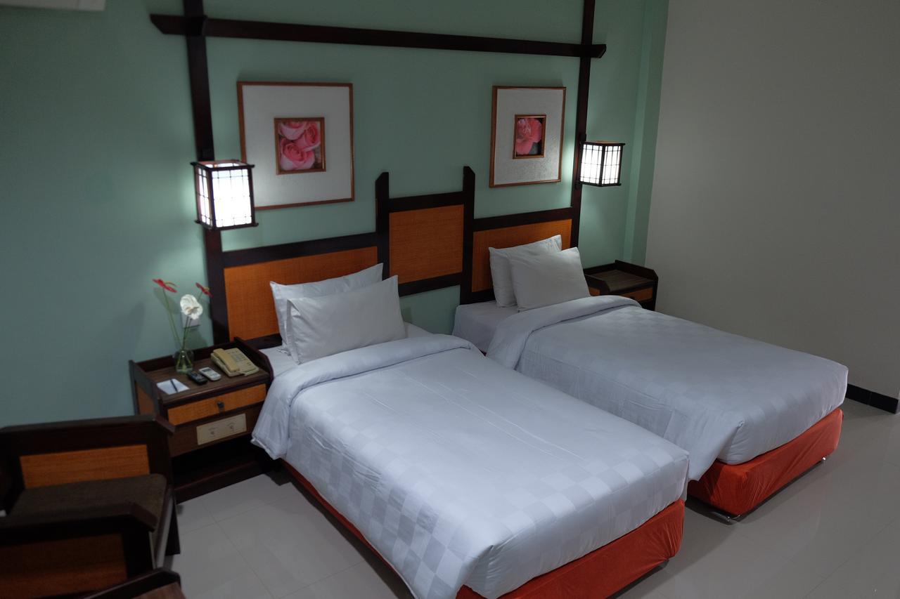 Hotel Sofia Juanda Surabaya 시도알조 외부 사진