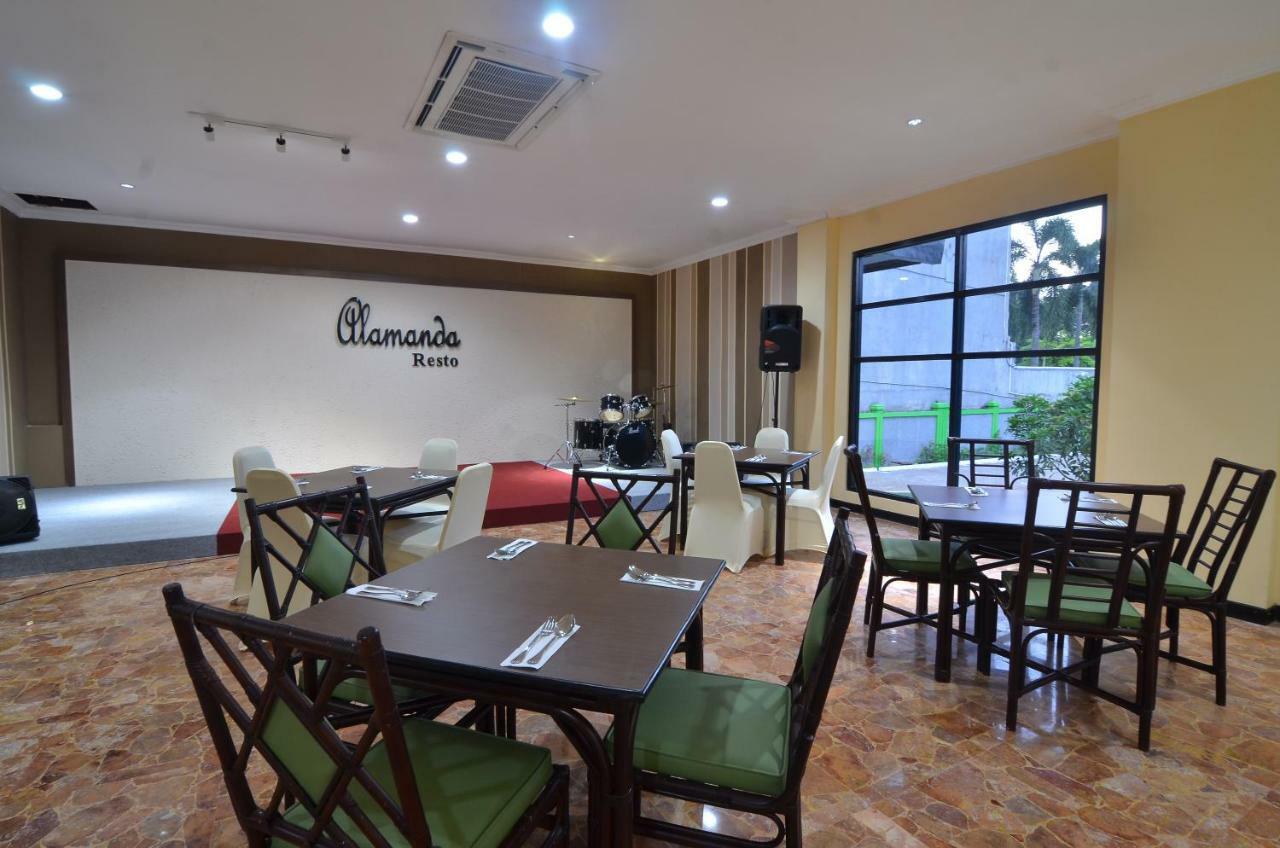 Hotel Sofia Juanda Surabaya 시도알조 외부 사진